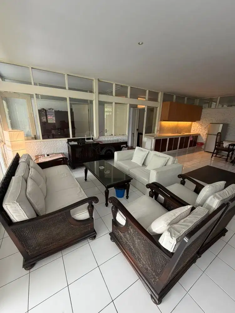 Set sofa + buffet + meja kantor