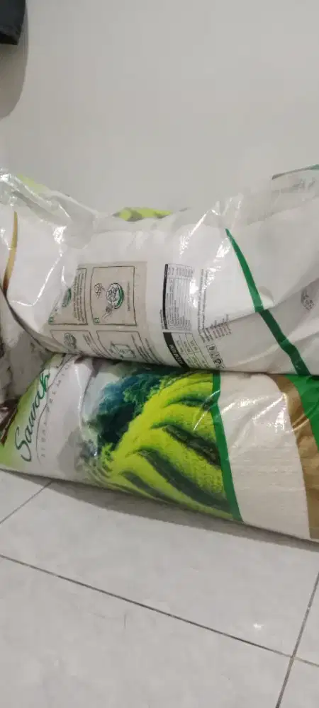 Beras premium sawah hijau 20 kg