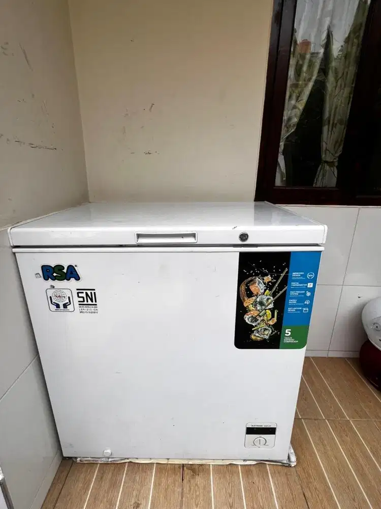 Freezer Box RSA Second Kondisi Bagus – Dingin Normal, Siap Pakai