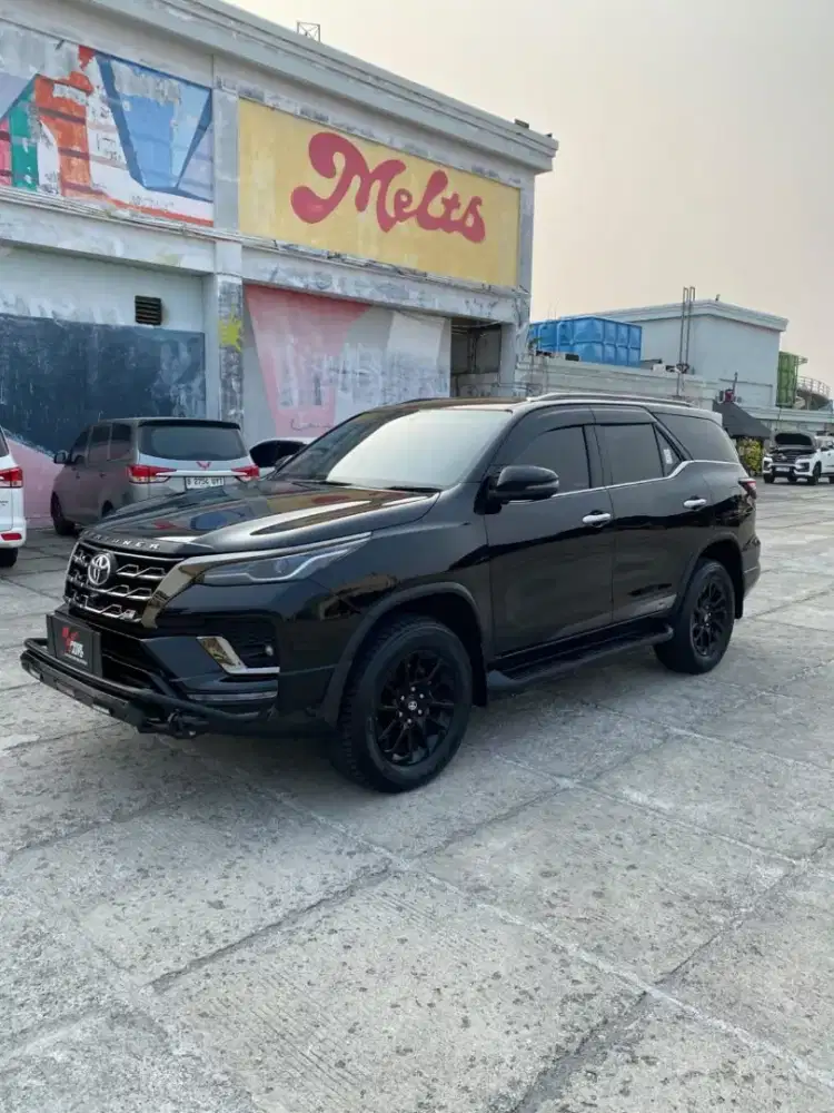 TDP 60 JUTA TOYOTA FORTUNER GR 2.8 AT 2023