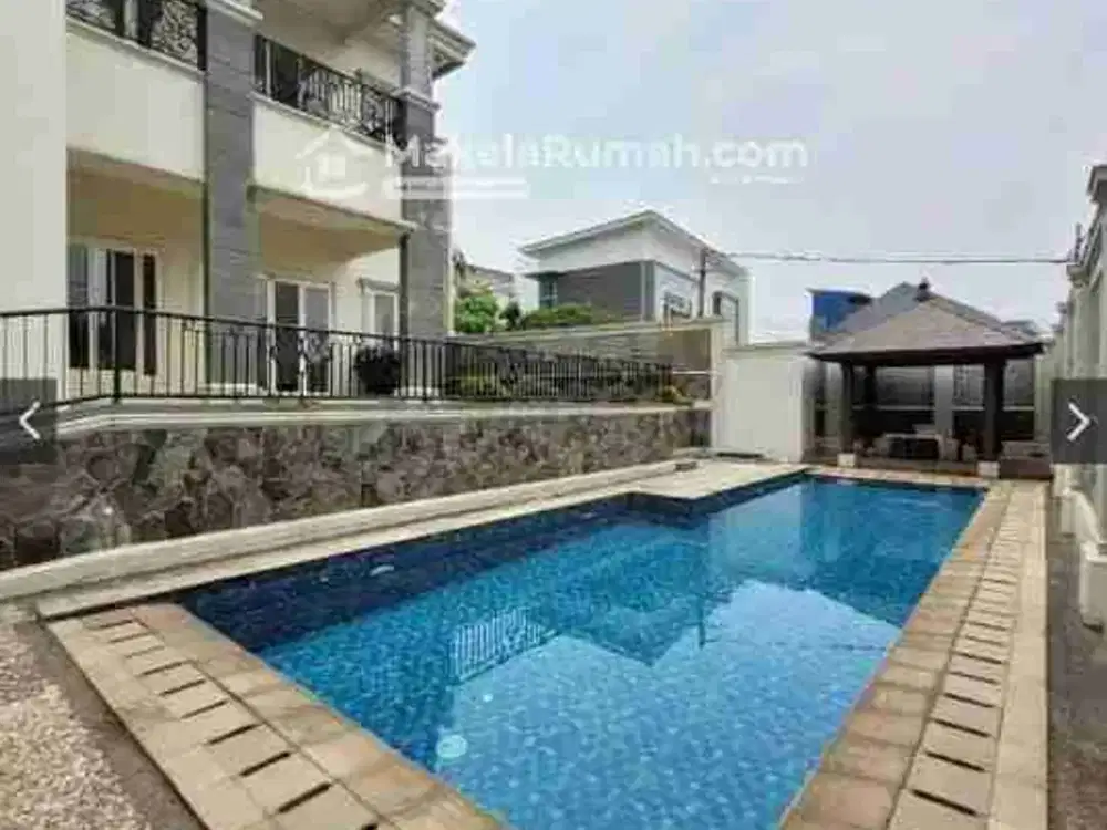 Dijual Rumah Mewah Private Pool di Pejaten Dekat Pejaten Village