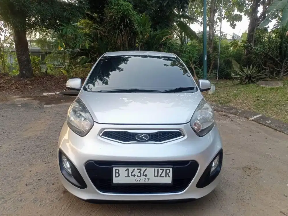 KIA PICANTO TYPE TERTINGGI M/T 2013