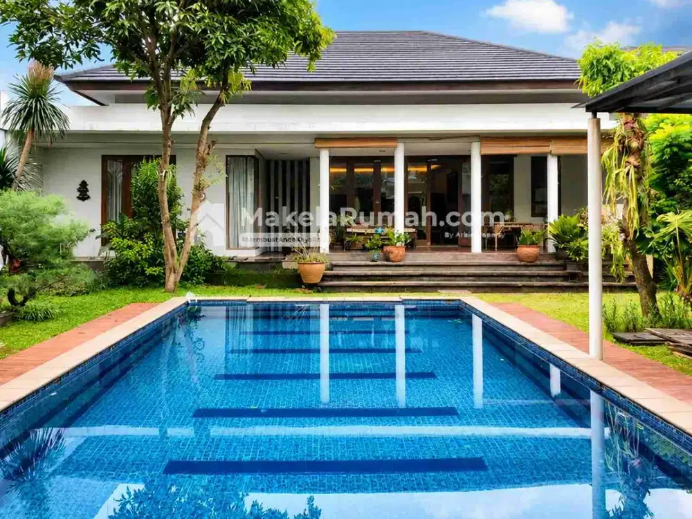 Dijual Rumah Mewah LT 975m² Private Pool di Villa Cinere Mas