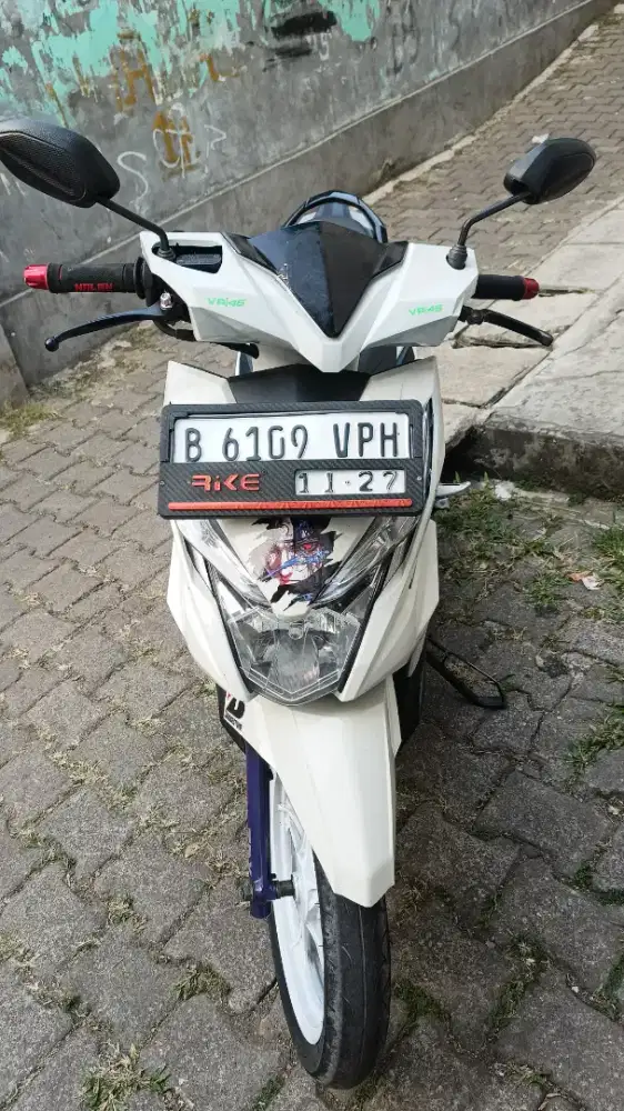 Beat eco gital 2017 plat B tggerang pjk 2 Thun bpkb
