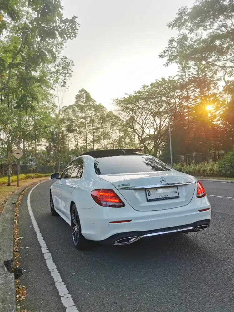 Merc Benz E300 2017 tgn 1 low km