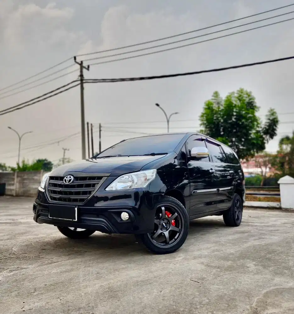 Toyota Innova 2.0 G AT 2013