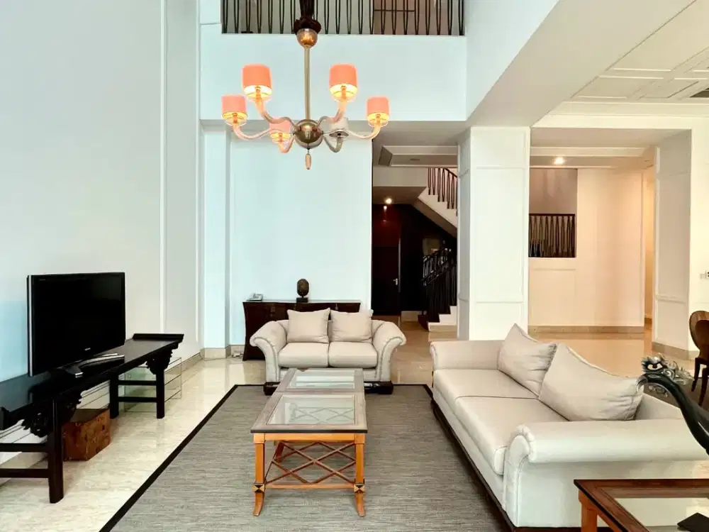 For Sale Apartement The Pakubuwono Residence 4BR