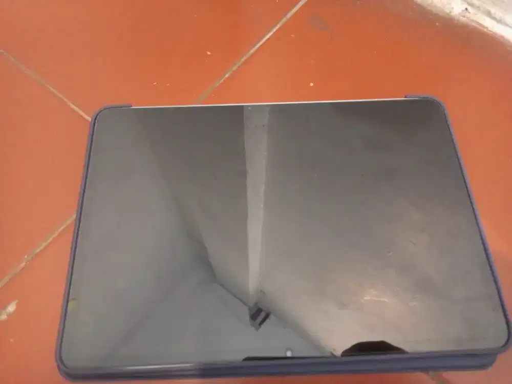 Xiaomi pad 7 ram 8/256  + antigores Layar dan anti gores kamera