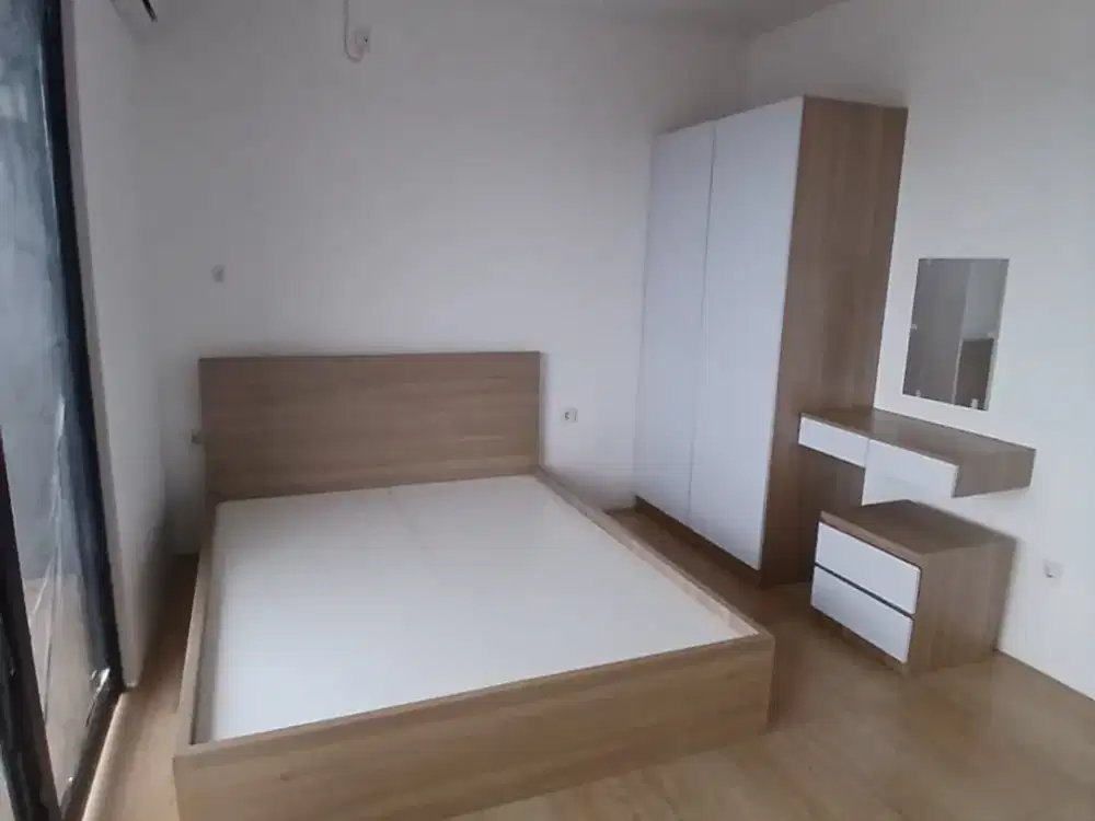 Ruko The Hive Parc 3Lt Furnished Siap Pakai Kawasan Ramai di Lippo Karawaci