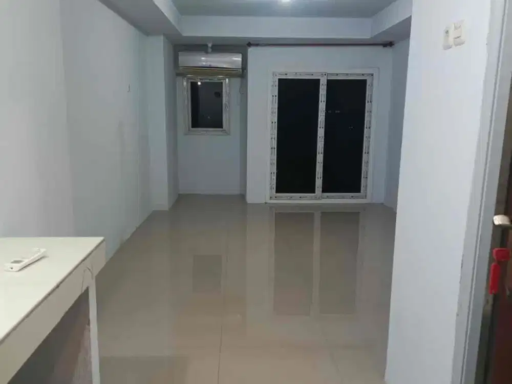 Dijual Murah Unit Studio Mansyur Residen semi Furnish