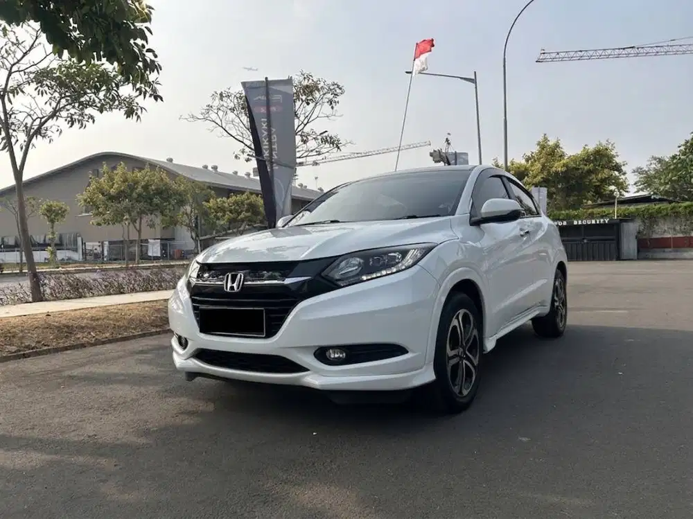 Jual cepat, kondisi istimewa,mobil rawatan, low km Honda HRV Prestige