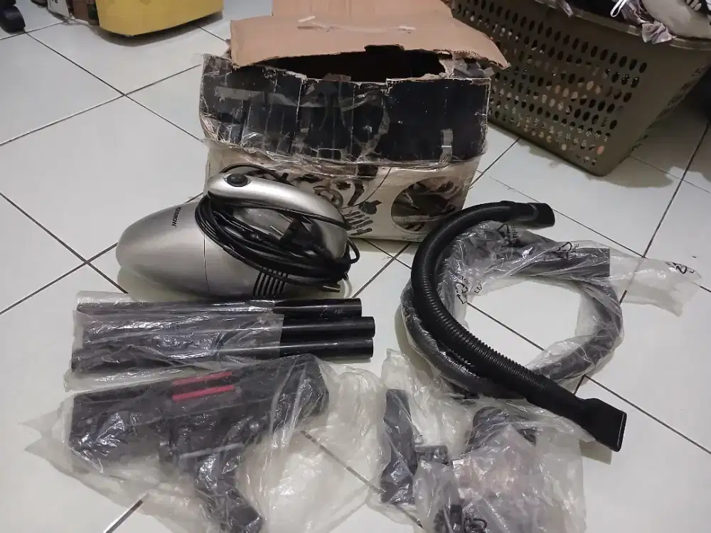 Vacum cleaner bekas