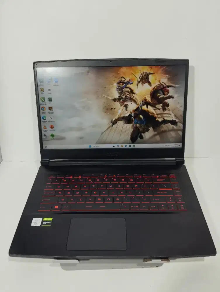 LAPTOP MSI 
16R4