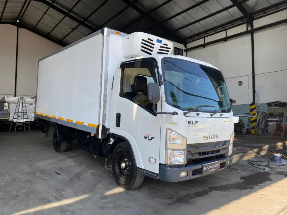 Box Pendingin Isuzu ELF 4rdLong Th2025 Low Km