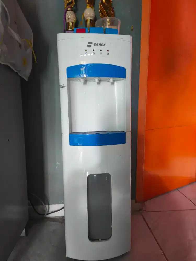 Sanex Stand Dispenser Galon Bawah