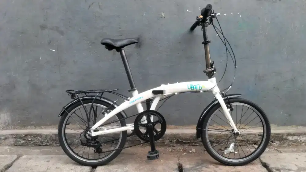 Sepeda lipat polygon urbano