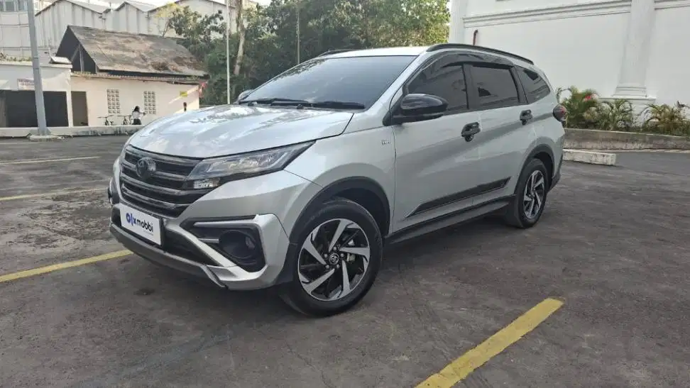 Toyota Rush 1.5 S GR Sport Bensin 2023