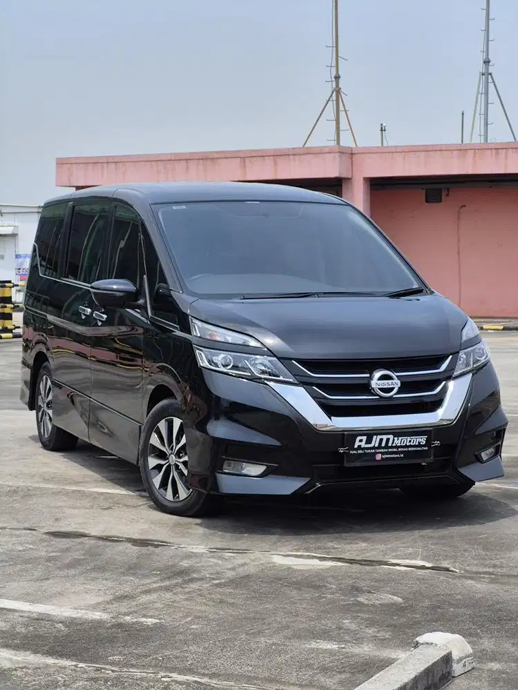 Nissan Serena HWS 2022 Kilometer Rendah DP Ceper