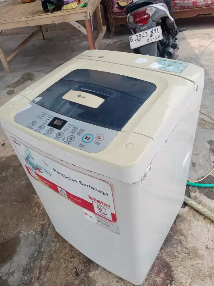 Mesin cuci LG 7 kilo