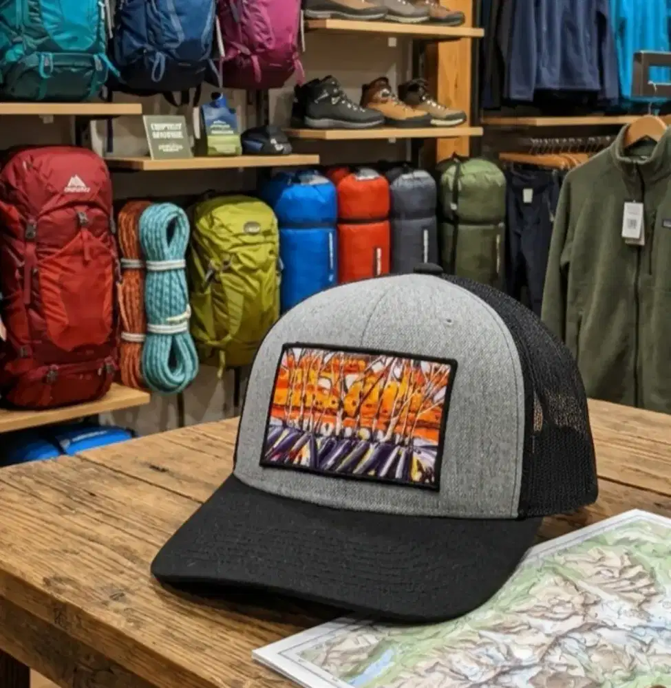 Topi Trucker Mewah Logo Lukisan Abstrak Original Second