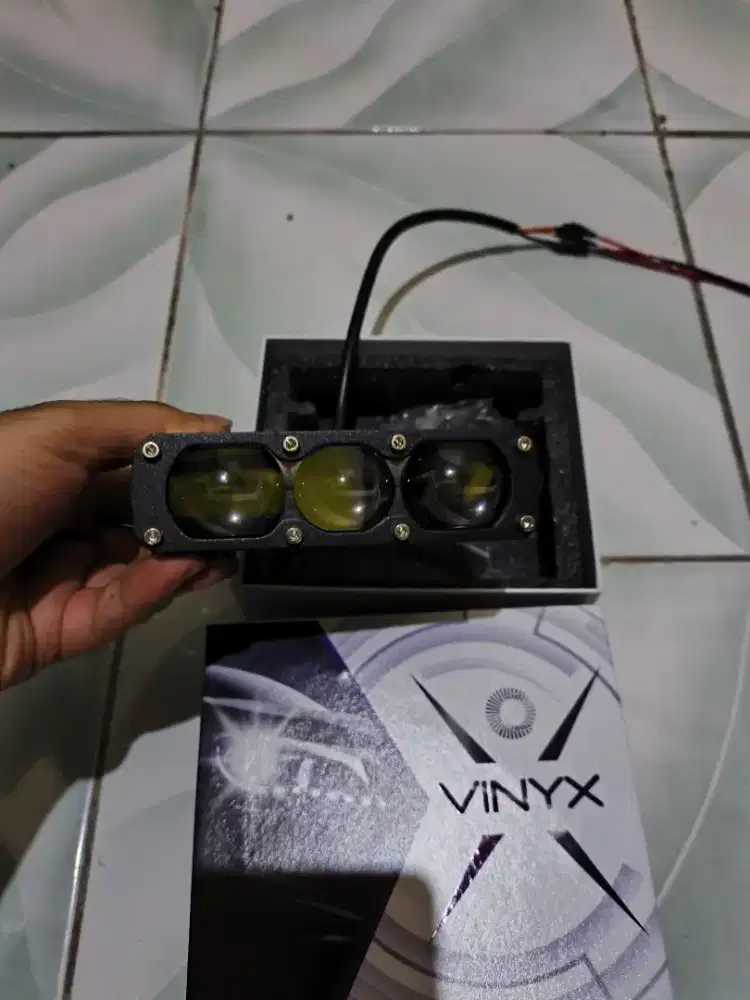 Lampu tembak Biled vinyx e3
