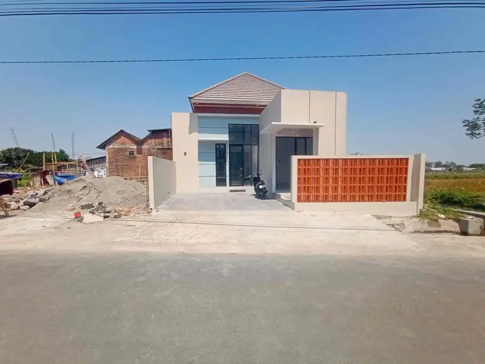 Dijual Rumah Baru Dekat Pasar Cebongan