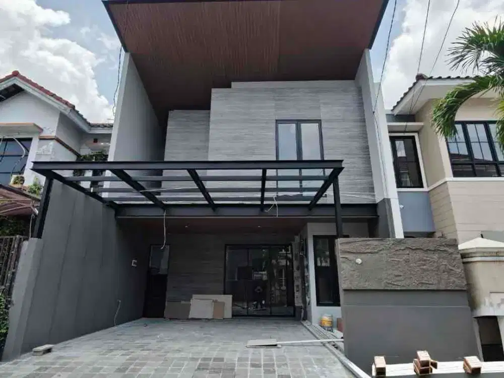 BARU GRESS‼Rumah di Dharmahusada, Surabaya