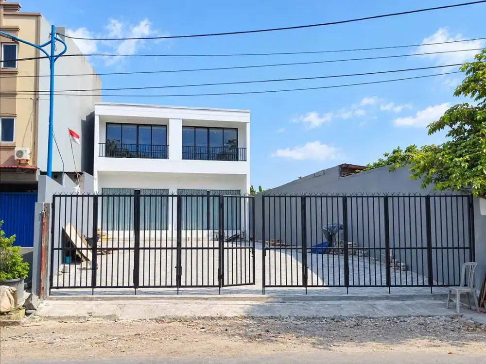Disewakan Ruko Baru Gandeng 2 Di Bojong Indah, Cengkareng, Jakarta Barat - Luas Bangunan 378 m²