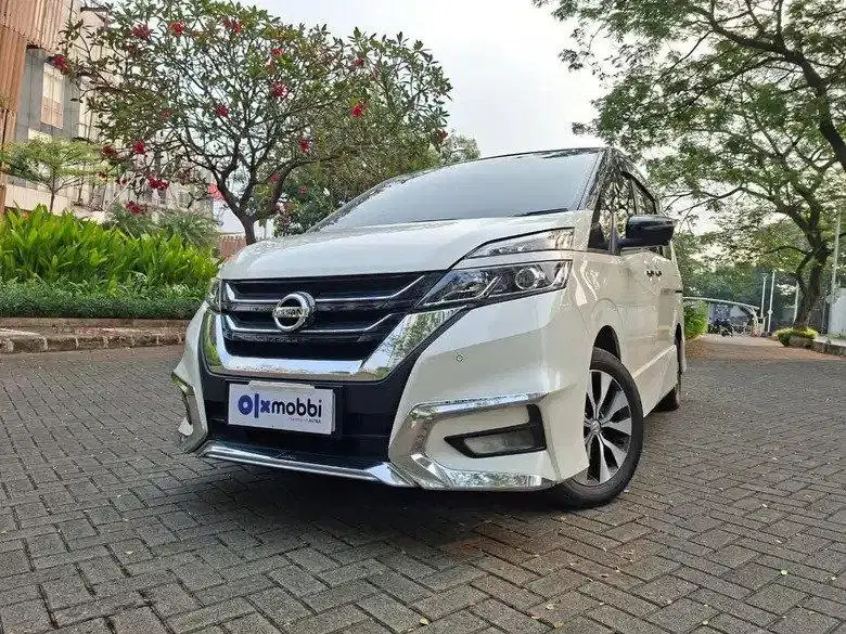 DP RENDAH - Nissan Serena 2.0 Highway Star Bensin-AT 2023