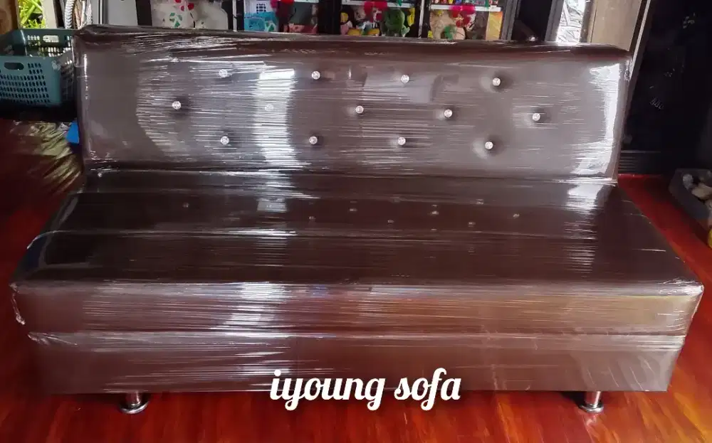 sofa ruang tunggu