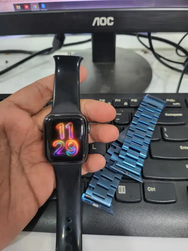 Apple watch series 4 40 mm siap pakai