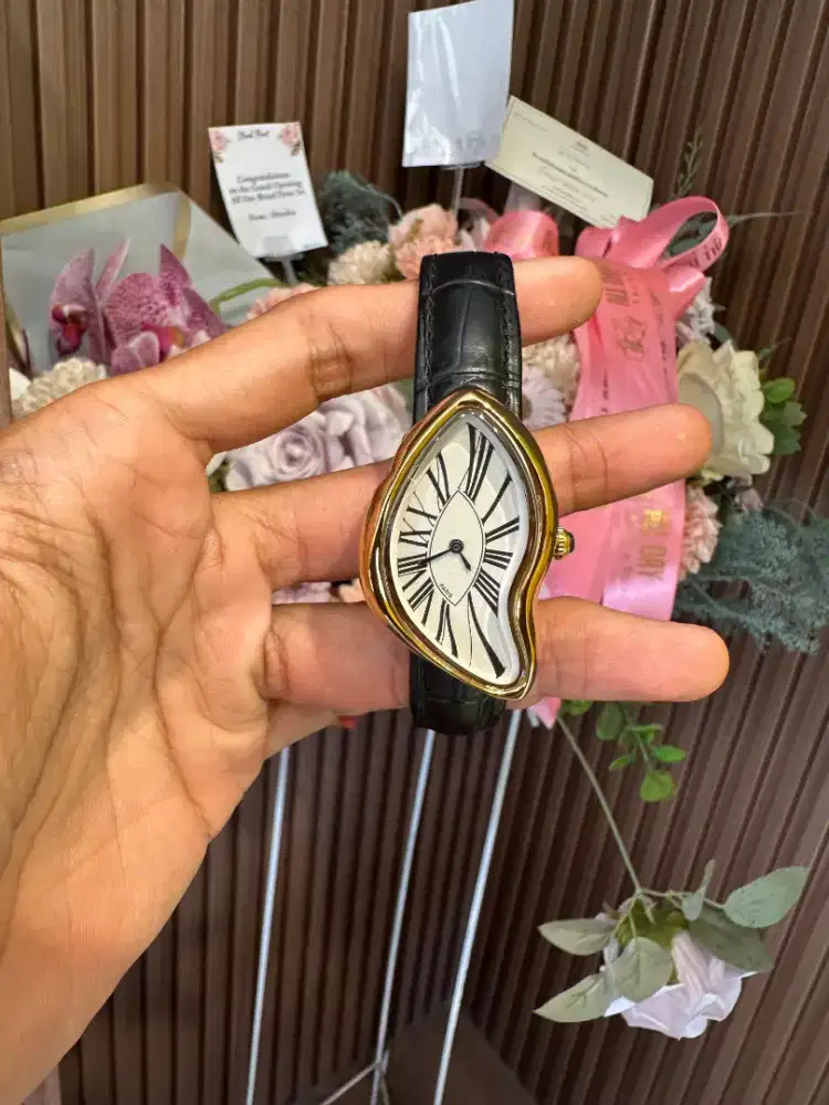 Jam tangan kiosk crash