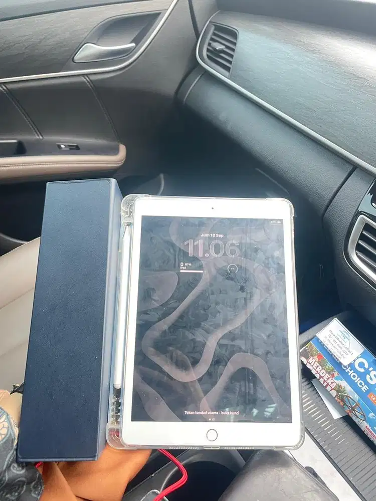 iPad Gen 8 32GB