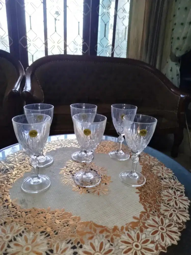 Gelas kristal ada 2 model