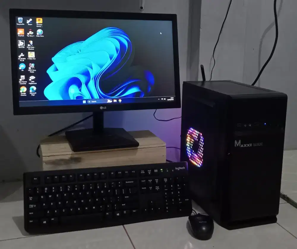 PC Desktop Set Lengkap / Siap Pakai (Cocok Kerja, Sekolah, & Game)