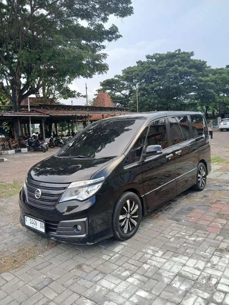 Nissan Serena 2013 Bensin