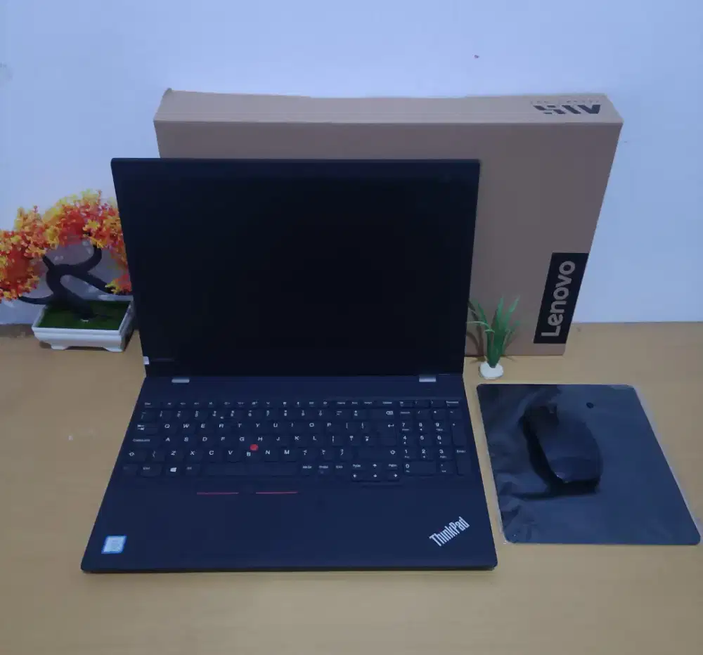 Lenovo T570 Core i5 G7 Ram 8Gb SSD 180Gb