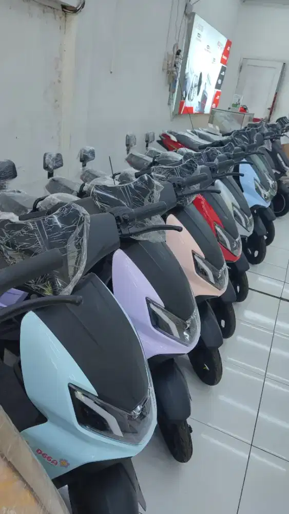 SEPEDA LISTRIK UWINFLY D66A