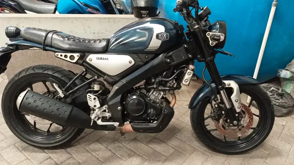 Motor xsr 155 blue tahun 2022 lengkap