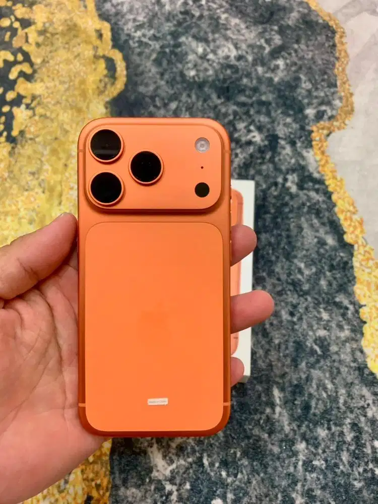 IPhone 17 PRO 512 GB Cosmic Orange Masih Garansi IBOX