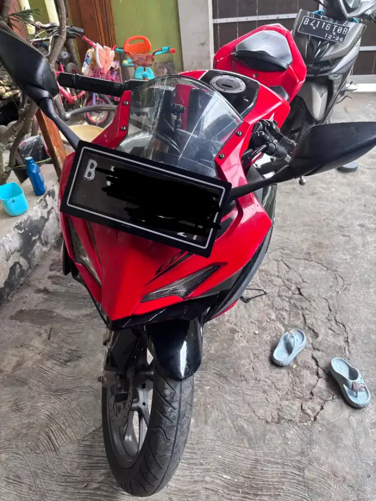 CBR 150R 2022 Mulus Banget