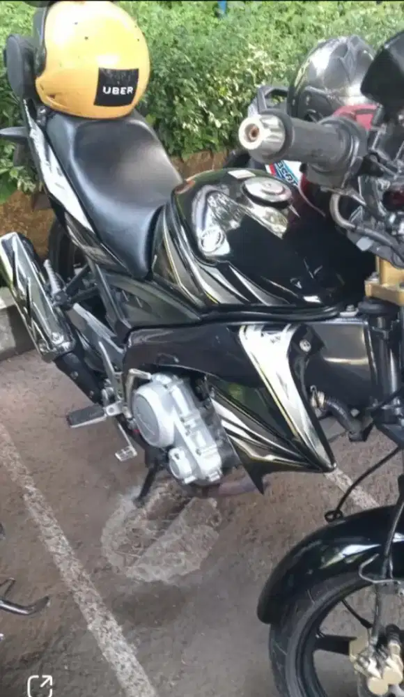 Dijual motor yamaha vixion old