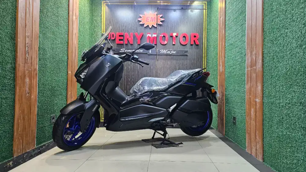 ENY MOTOR - FRESH! YAMAHA XMAX CONNECTED 250CC 2024 - KM 5RB