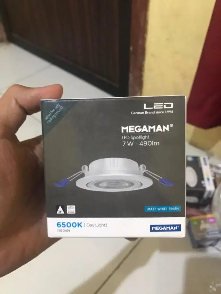 MEGAMAN LED SPOTLIGHT 7W