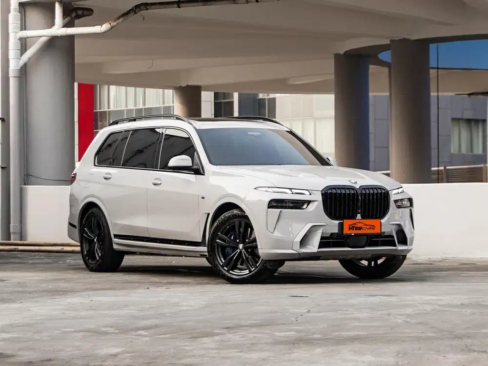 [BERGARANSI] BMW X7 XDRIVE40i M SPORT MATIC TAHUN 2023 BLACK ON BROWN