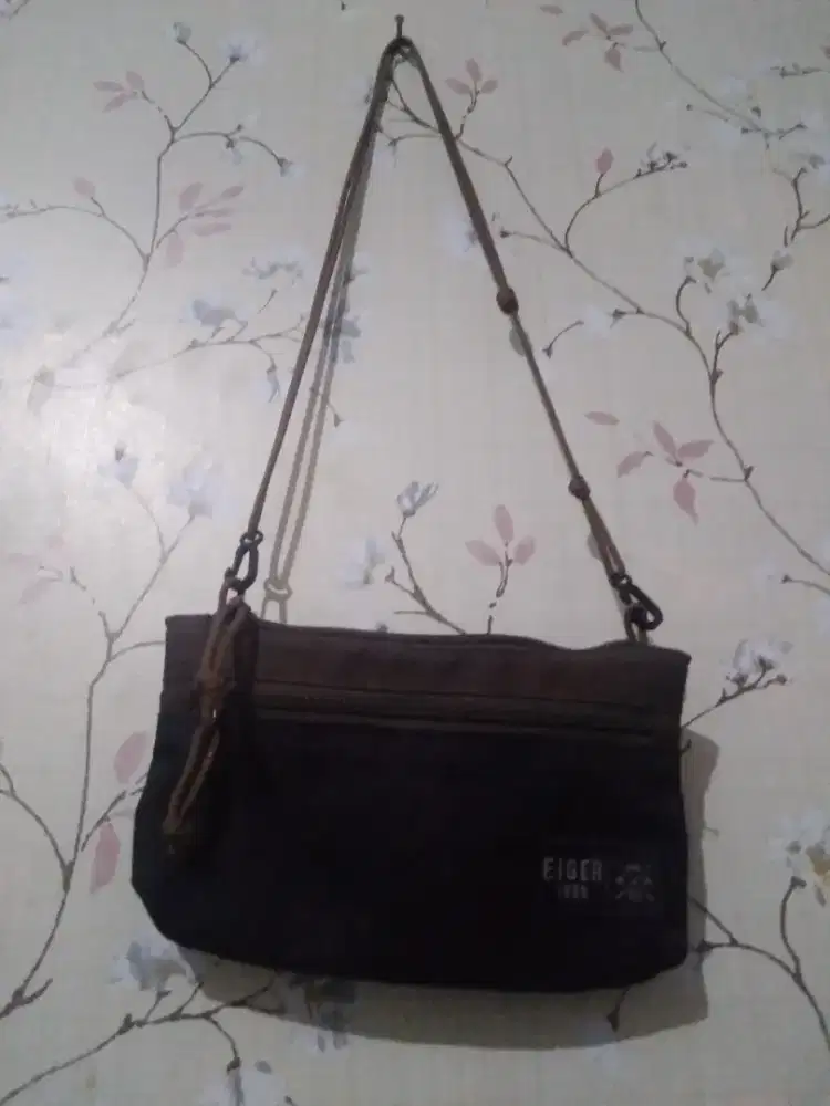 Tas/dompet bermerek 80% kondisi ny