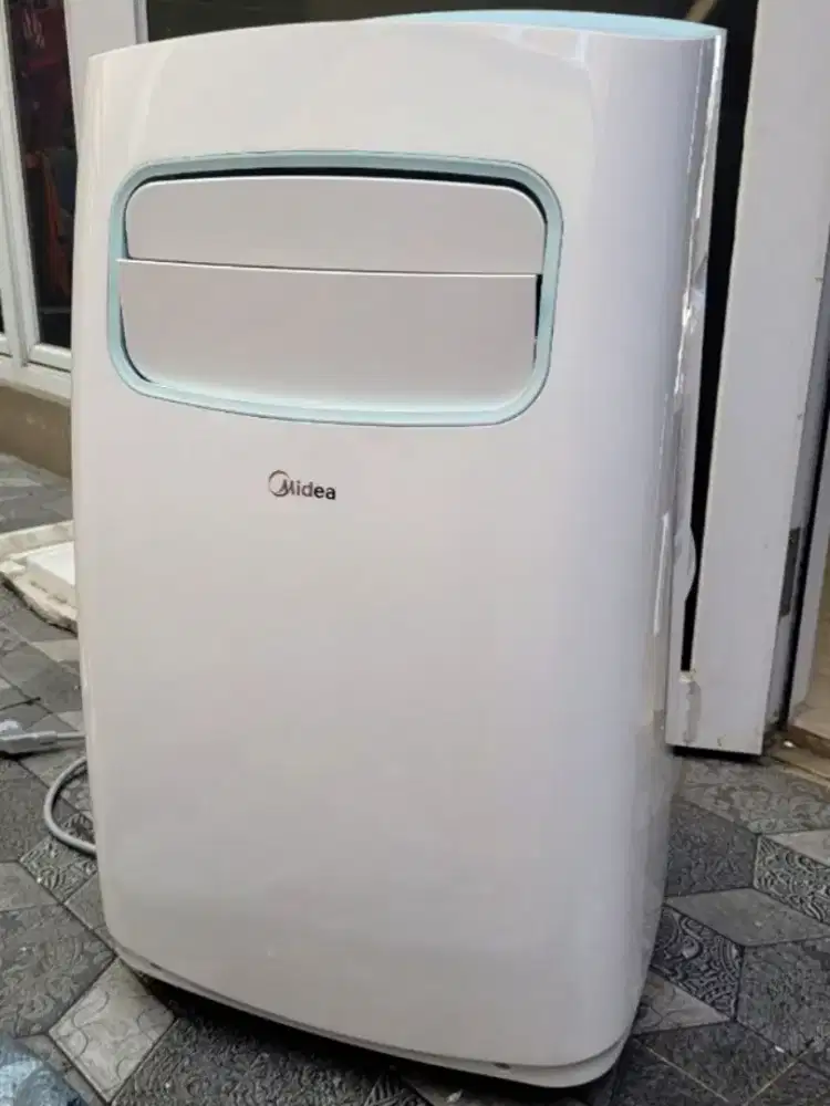 AC Portabel 1PK Midea