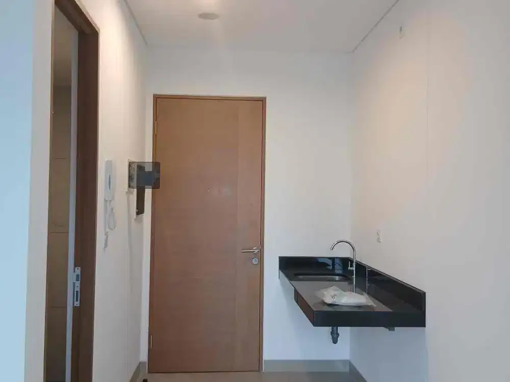 Jual murah Apartemen Newton 2 studio unfurnish siap pakai 950 juta siap transaksi
