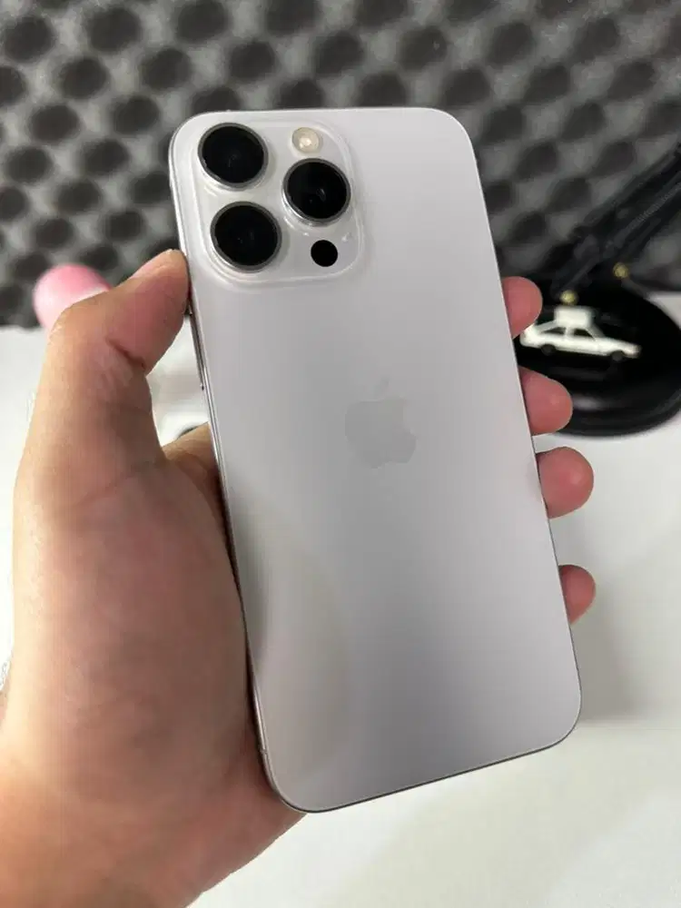 iPhone 15 Pro Max 256GB White Titanium Ex iBox