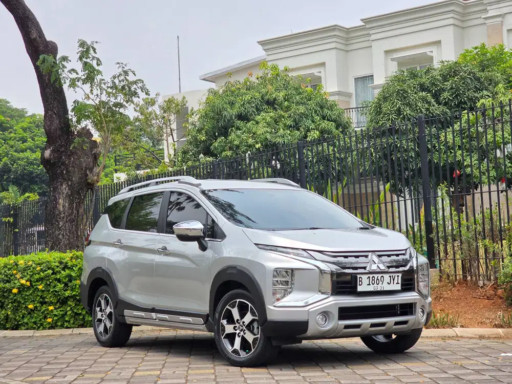 TDP 20.JT| XPANDER CROSS PREMIUM PACKAGE 1.5 AT 2020 SILVER SEGER !!